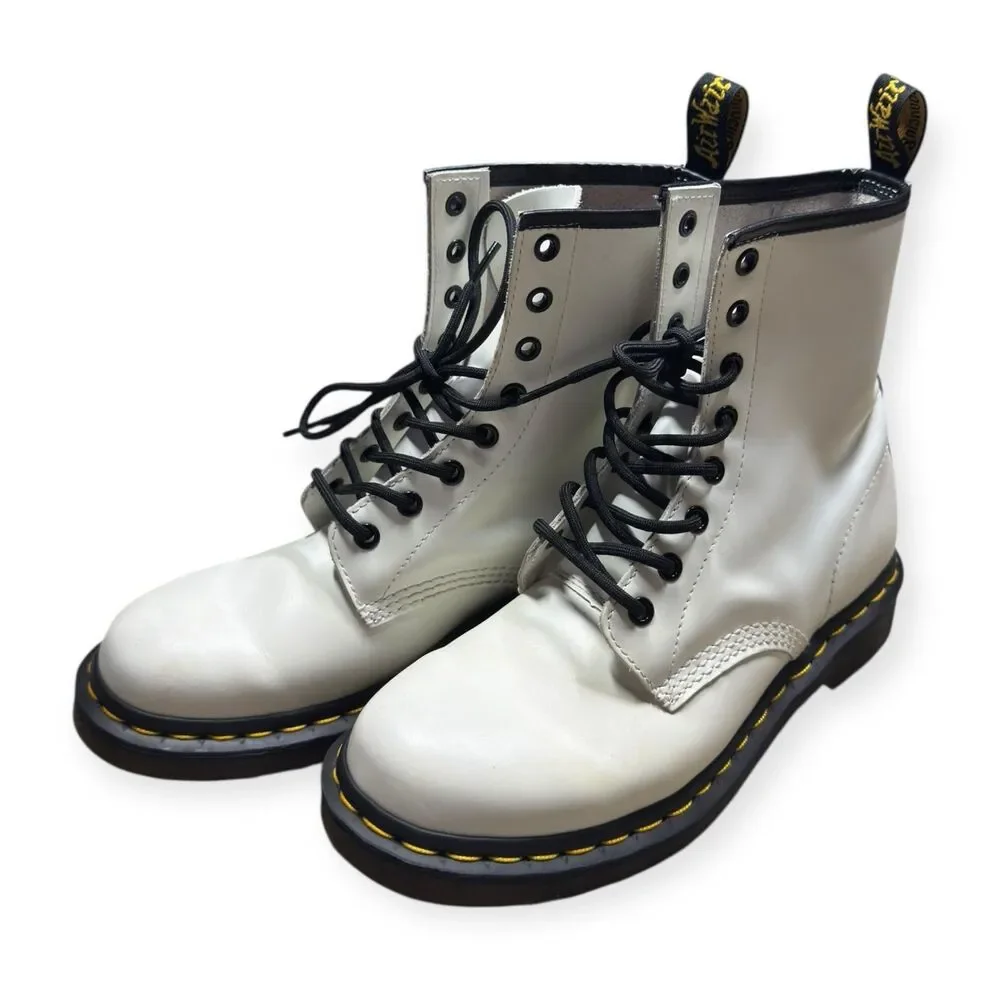 Dr Martens 11822 White Leather 8 Eye Lace Up Combat Ankle Boots Womens‎ Sz 9